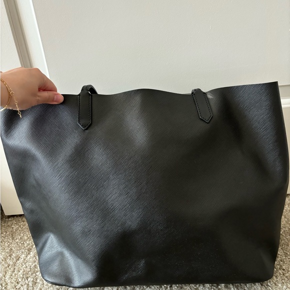 Givenchy Rottweiler Tote - Picture 6 of 8